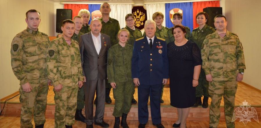 В Тюмени военнослужащие и сотрудники Росгвардии проводят мероприятия, посвященные Дню Героев Отечества