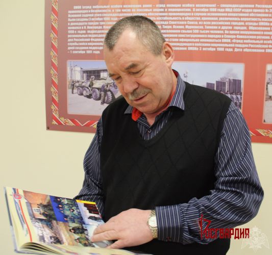 Всероссийскую ведомственную акцию «Я служил в Росгвардии» поддержал первый командир тюменского ОМОН (видео)