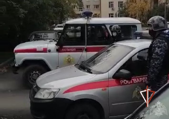 В Тюмени сотрудники Росгвардии проверили сообщение о подозрительной находке в общежитии госуниверситета