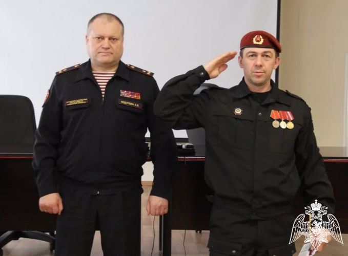 Начальник Управления Росгвардии по Тюменской области поздравил с Днём защитника Отечества ветеранов спецназа и родителей погибших бойцов