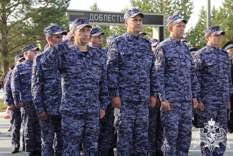 Начальник территориального управления Росгвардии, ветераны и росгвардейцы в Тюмени приняли участие в торжественном открытии Парка истории и создания пограничной службы России