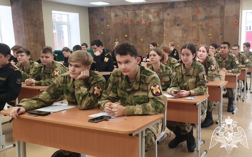 Росгвардия на Урале проводит патриотические мероприятия для воспитанников подшефных организаций