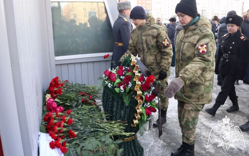 Патриотические мероприятия в рамках «Недели мужества» проводят росгвардейцы в Тюменской области