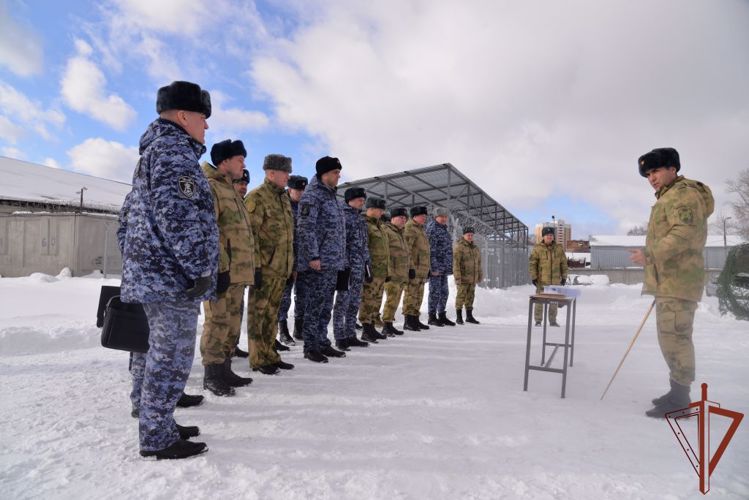 В Уральском округе Росгвардии состоялся учебный сбор специалистов материально-технического обеспечения