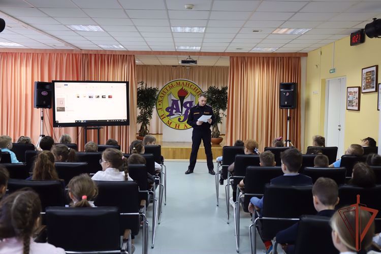 В Уральском округе Росгвардии продолжается цикл мероприятий, приуроченных к 80-летию победы в Сталинградской битве