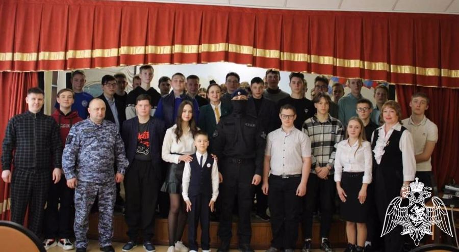 Патриотические мероприятия в рамках «Недели мужества» проводят росгвардейцы в Тюменской области