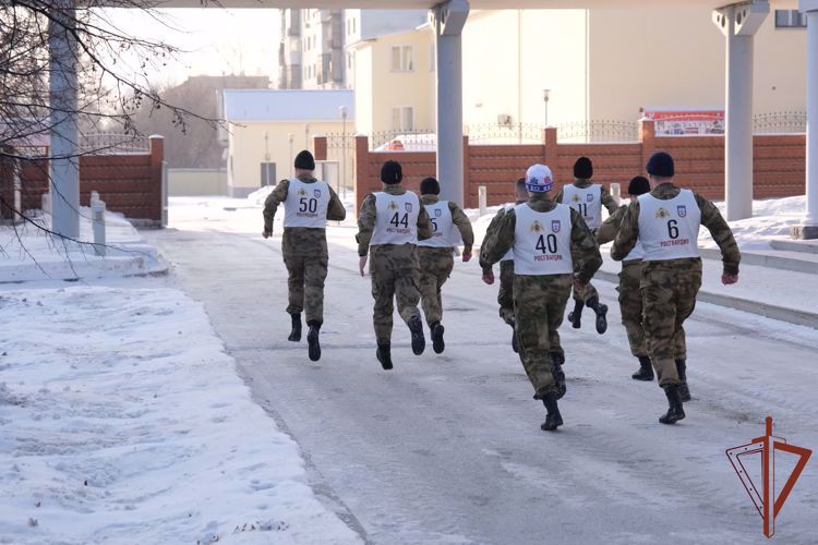 В Уральском округе Росгвардии стартовали сборы кандидатов на поступление в военные академии и университеты Минобороны