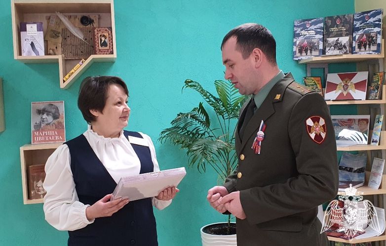 Традиционная ведомственная акция «Весенний комплимент от Росгвардии» проходит в Тюменской области