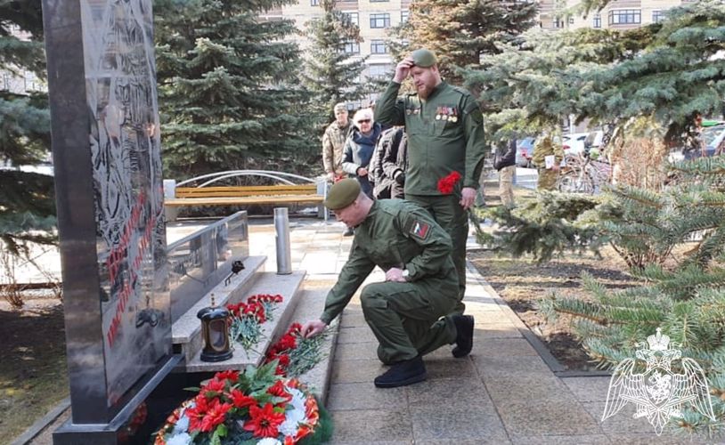 Военнослужащие и сотрудники Росгвардии в Тюменской области отмечают профессиональный праздник 