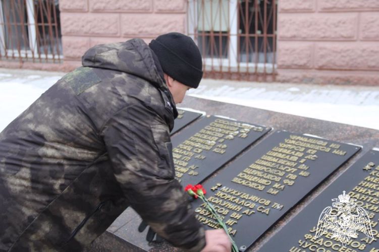 Памятные мероприятия состоялись в Тюменской области накануне  Дня Росгвардии 