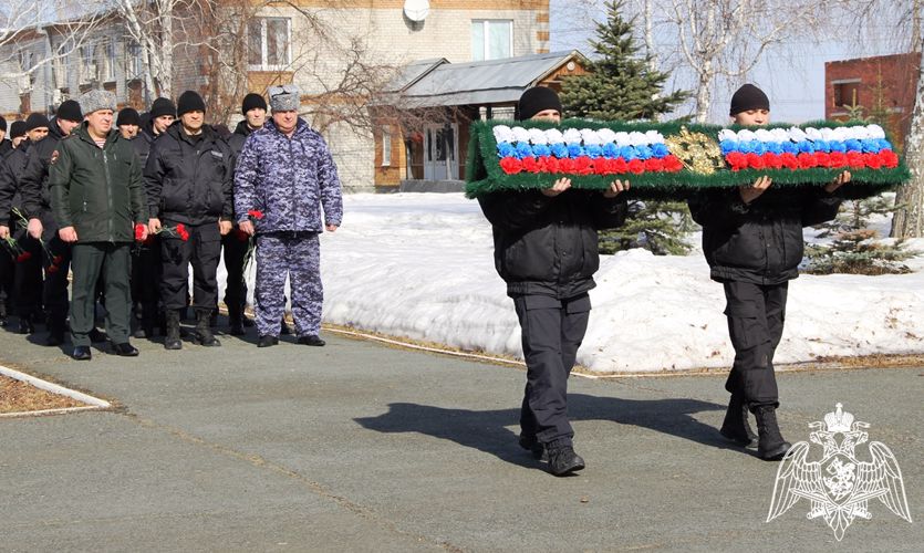 Памятные мероприятия состоялись в Тюменской области накануне  Дня Росгвардии 