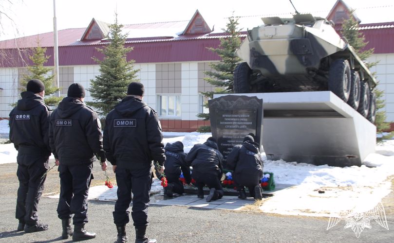 Памятные мероприятия состоялись в Тюменской области накануне  Дня Росгвардии 