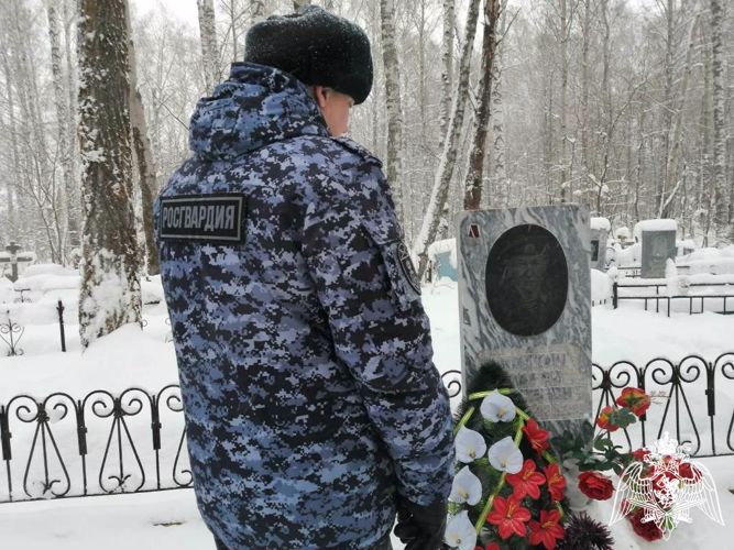 Памятные мероприятия состоялись в Тюменской области накануне Дня Росгвардии