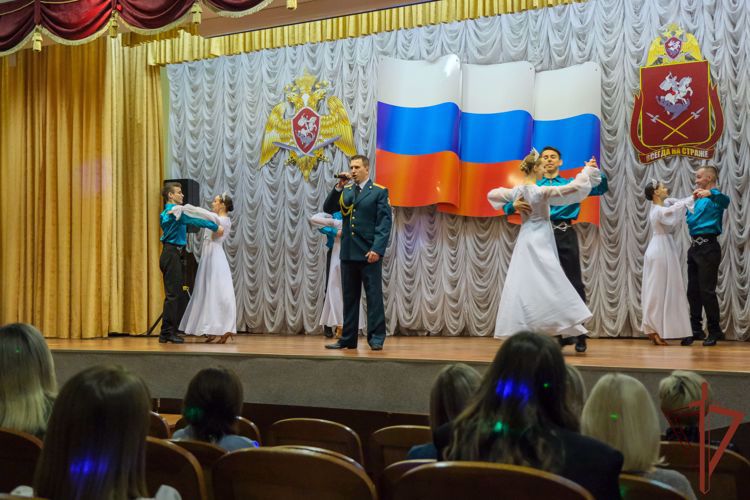 Врио командующего Уральским округом Росгвардии поздравил женщин с 8 марта