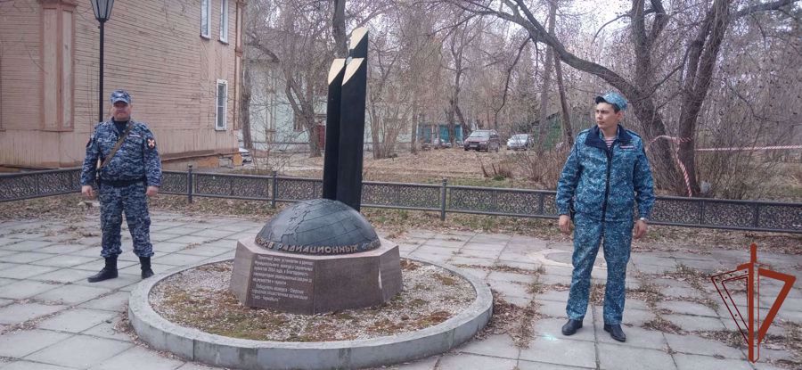 Память уральцев - ликвидаторов аварии на Чернобыльской АЭС почтили представители Росгвардии