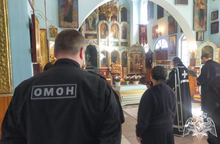 Начальник Управления Росгвардии по Тюменской области поздравил  митрополита Тобольского и Тюменского Димитрия, всех православных земляков со светлым праздником Пасхи