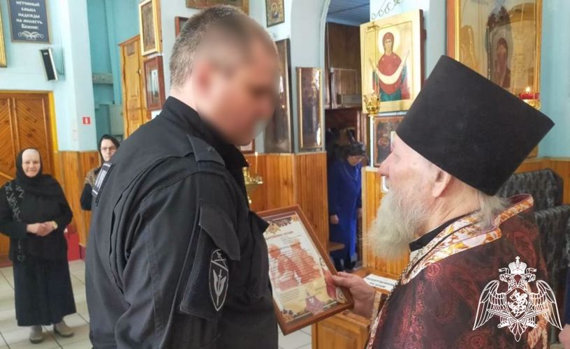 Начальник Управления Росгвардии по Тюменской области поздравил  митрополита Тобольского и Тюменского Димитрия, всех православных земляков со светлым праздником Пасхи