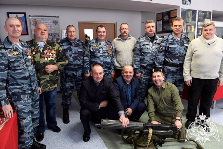 Ветеранов войск правопорядка чествуют в Тюменской области 