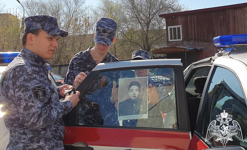 Сотрудники и ветераны Росгвардии в Тюменской области присоединились к всероссийской акции «Бессмертный автополк» (видео)