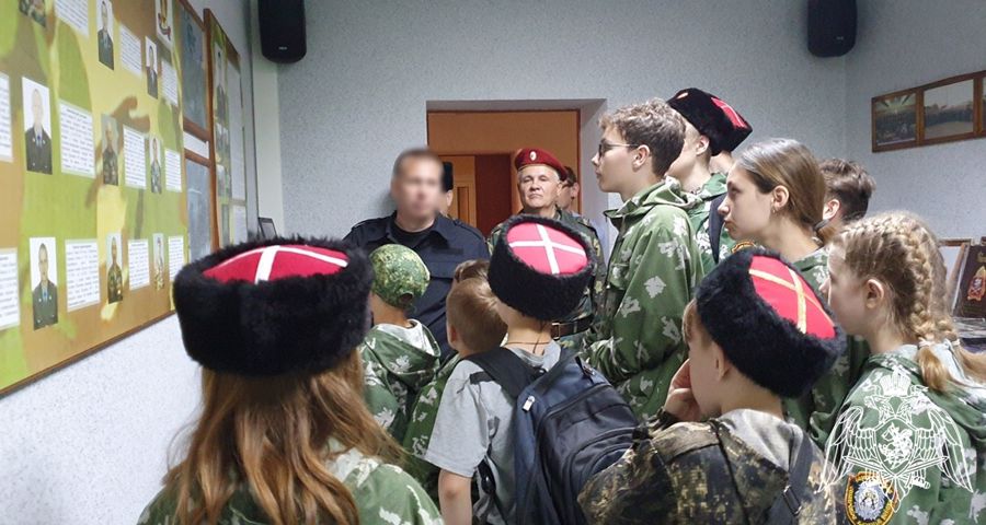 Тюменский СОБР поддержал всероссийский проект «Каникулы с Росгвардией»