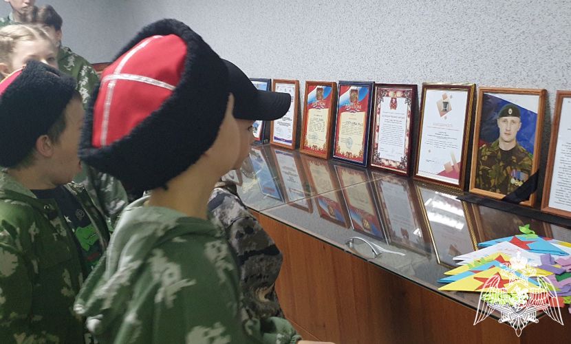 Тюменский СОБР поддержал всероссийский проект «Каникулы с Росгвардией»