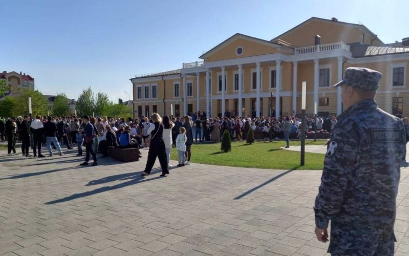 Росгвардия приняла участие в обеспечении безопасности мероприятий «Последний звонок» в Тюменской области