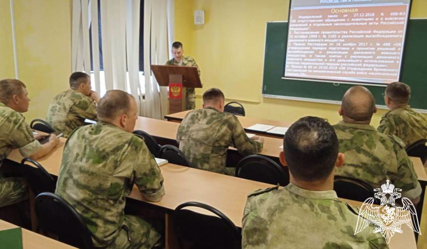Учебно-методический сбор с начальниками кинологических служб Уральского округа Росгвардии состоялся в Тюмени