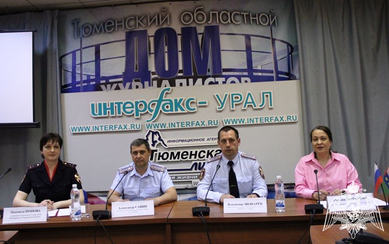 Офицеры Росгвардии в Тюмени рассказали журналистам об обеспечении общественной безопасности и правопорядка в летний период