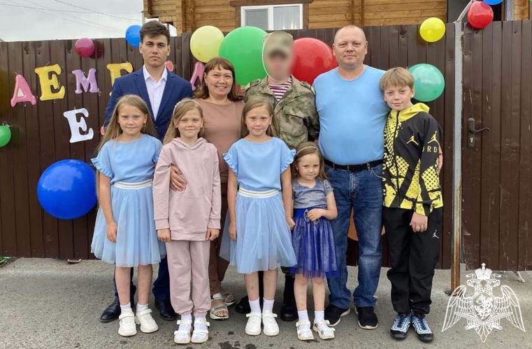 Многодетные росгвардейцы в Тюменской области поделились секретами семейного счастья