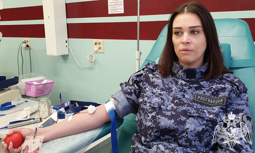 Всероссийскую акцию «От сердца к сердцу» поддержали росгвардейцы Тюмени