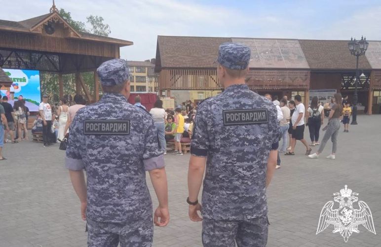 Росгвардия обеспечила безопасность в Тюменской области во время проведения мероприятий в День защиты детей