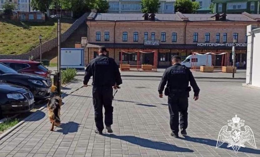 Росгвардия обеспечила безопасность и антитеррористическую защищённость праздничных мероприятий в Тюменской области