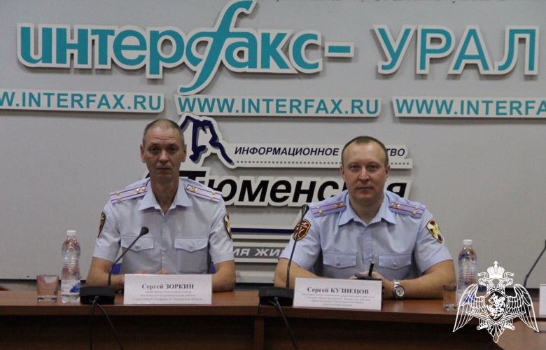 Сотрудники лицензионно-разрешительной  работы Росгвардии встретились с тюменскими журналистами