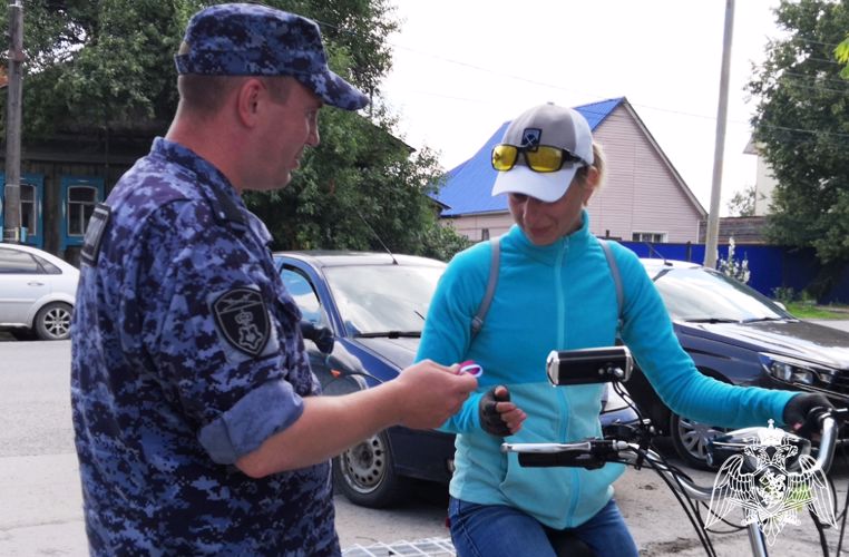 В преддверии Дня России росгвардейцы в Тюменской области проводят патриотические мероприятия 