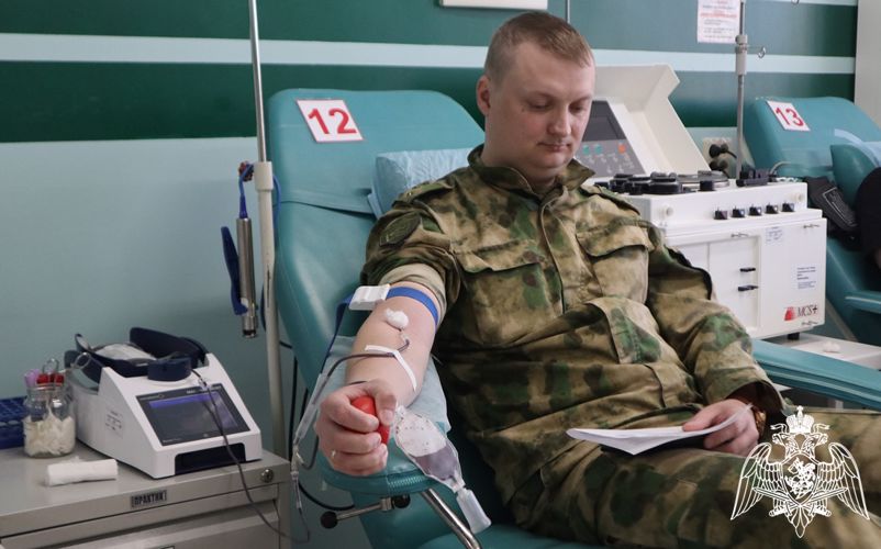 Всероссийскую акцию «От сердца к сердцу» поддержали росгвардейцы Тюмени