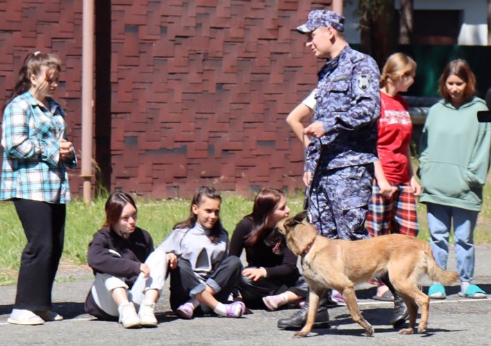 «Каникулы с Росгвардией» продолжаются для тюменских школьников 