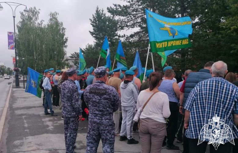 Росгвардия обеспечила в Тюменской области безопасность празднования Дня ВДВ