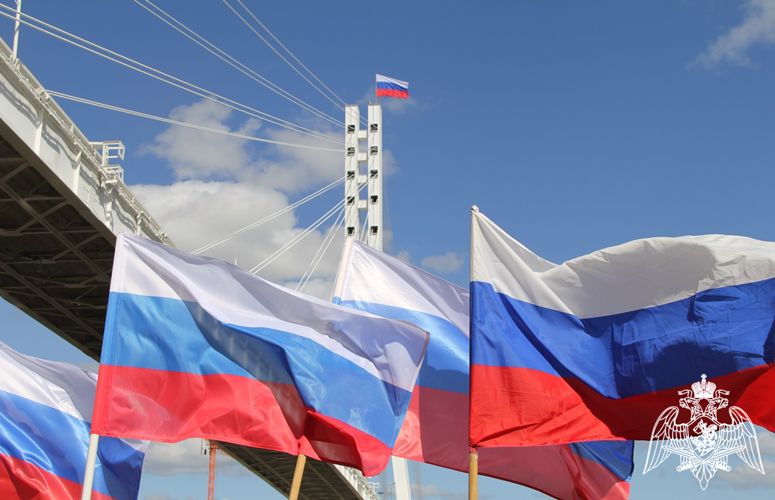 Росгвардия в День Государственного флага Российской Федерации проводит мероприятия в Тюмени