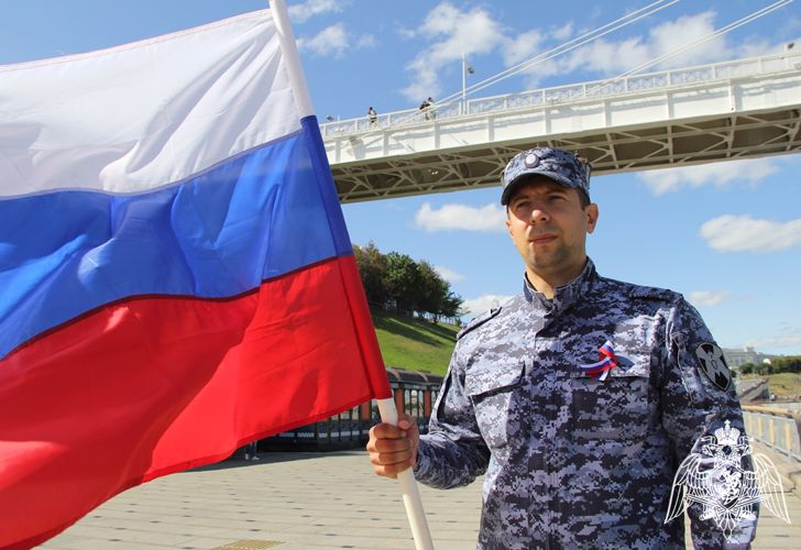 Росгвардия в День Государственного флага Российской Федерации проводит мероприятия в Тюмени