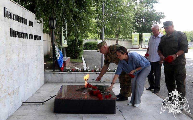 Память погибших боевых товарищей почтили росгвардейцы в Тюмени
