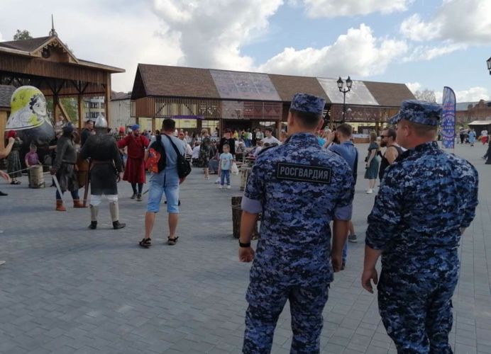 Росгвардия обеспечила безопасность праздничных и спортивных мероприятий в Тюменской области 