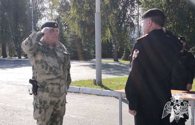 Бойцам тюменского ОМОН вручены награды