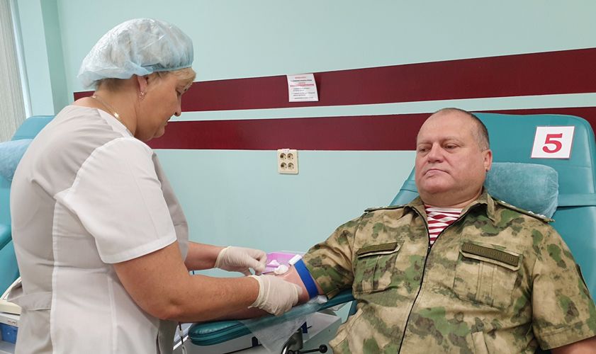 Росгвардейцы пополнили банк крови медучреждений Тюмени