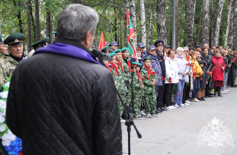 В День солидарности в борьбе с терроризмом в Тюменской области состоялись памятные мероприятия