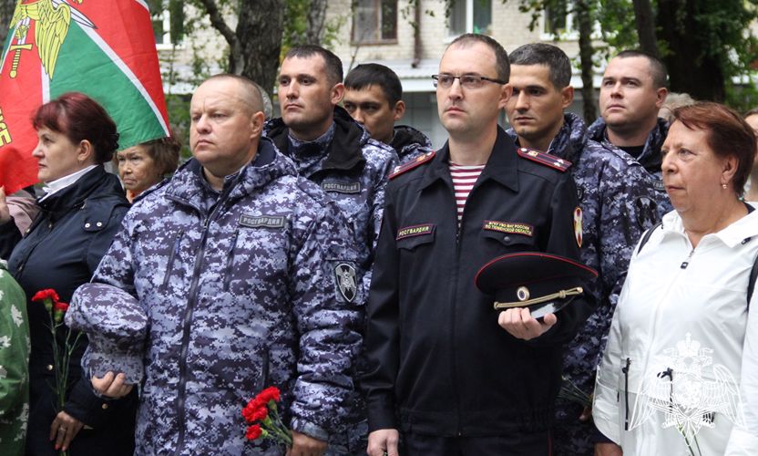 В День солидарности в борьбе с терроризмом в Тюменской области состоялись памятные мероприятия