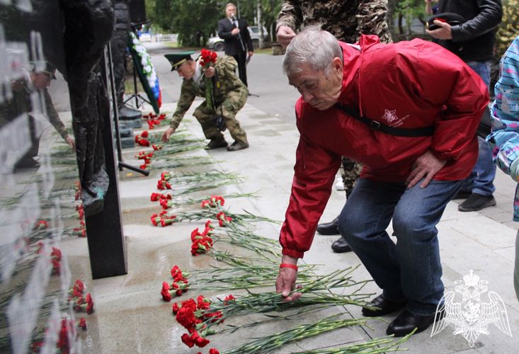 В День солидарности в борьбе с терроризмом в Тюменской области состоялись памятные мероприятия