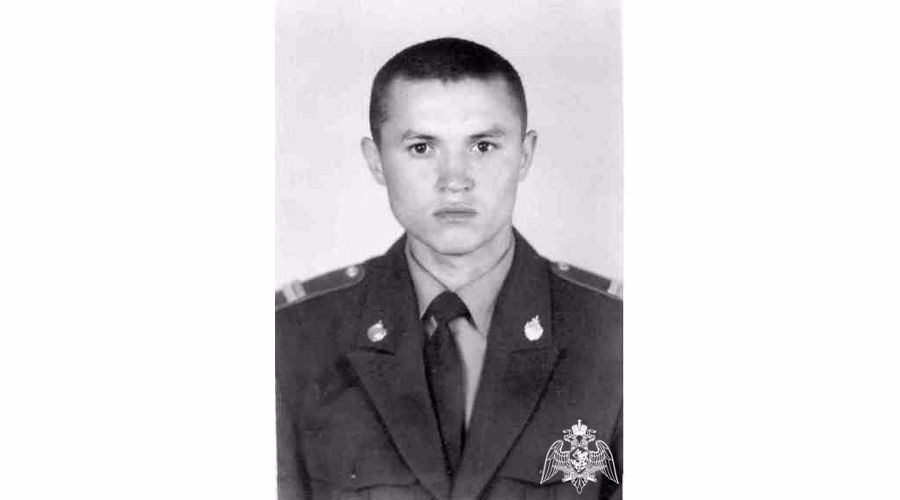 Память бойца ОМОН погибшего в 2002 году почтили в Тюмени