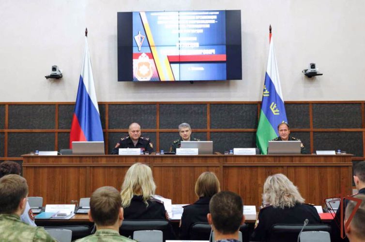 Учебно-методический сбор с начальниками пресс-служб Уральского округа Росгвардии завершился в Тюмени 