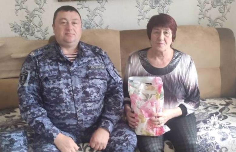 Ветеранов Великой Отечественной войны и Росгвардии с Международным днем пожилого человека поздравили в Тюменской области