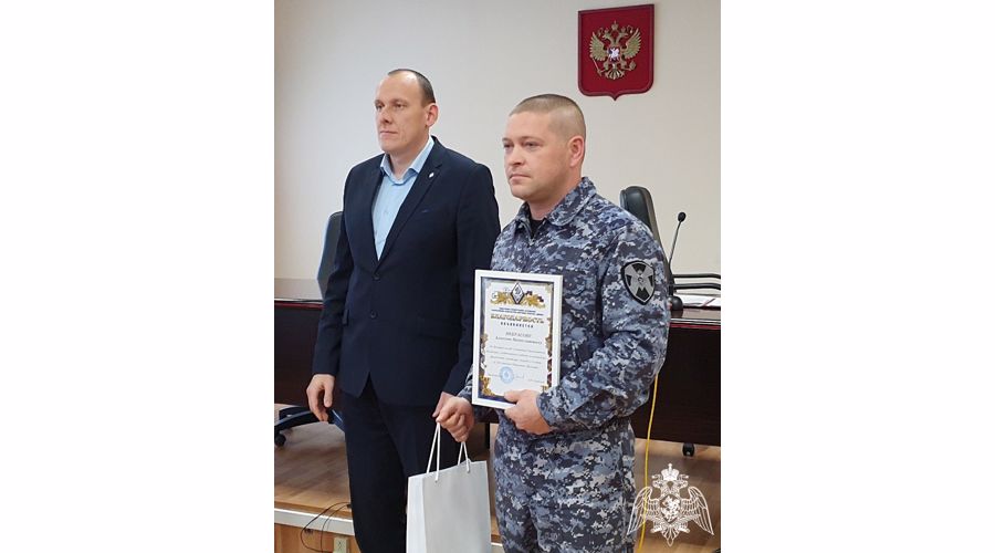 Росгвардейцы в Тюменской области отметили День народного единства